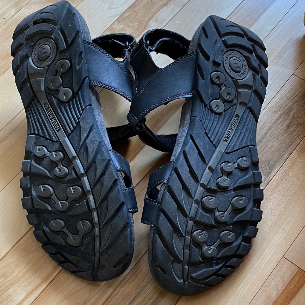 Merrell Black Adjustable Sandals - Picture 5 of 5